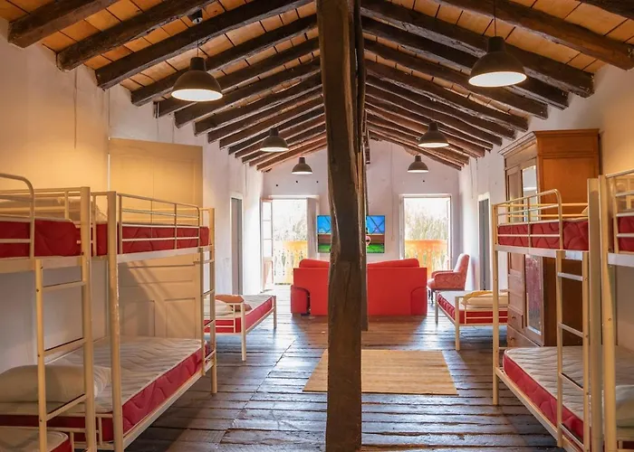 Caserío Vasco De Categoría Villa *