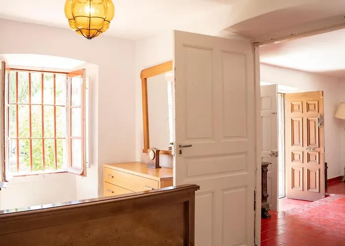 Caserío Vasco con Encanto y Jardines Privados