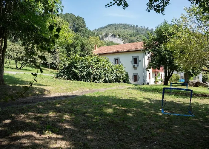 Caserio Vasco Con Jardin Privado, Ideal Familias Y Parking Gratis Llodio